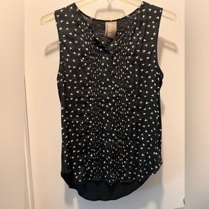 Dolan sleeveless tank top size large